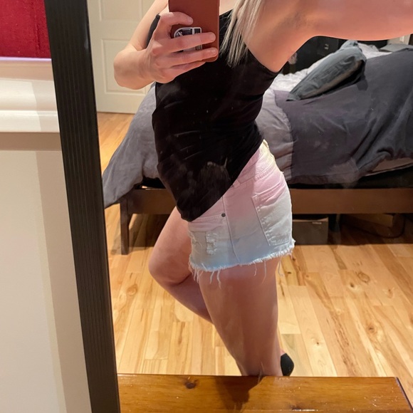 Billabong Ombre Shorts - Picture 6 of 6